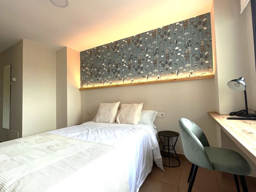 Double Bed Room - La Poetisa